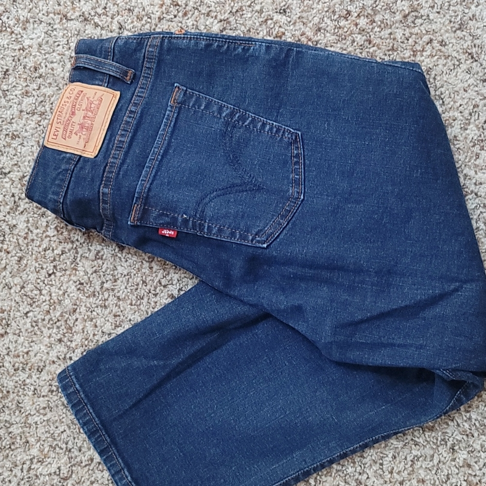 Levi's 512 Perfectly Slimming Capri